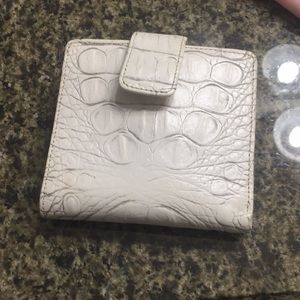 Brahmin small white/grey wallet